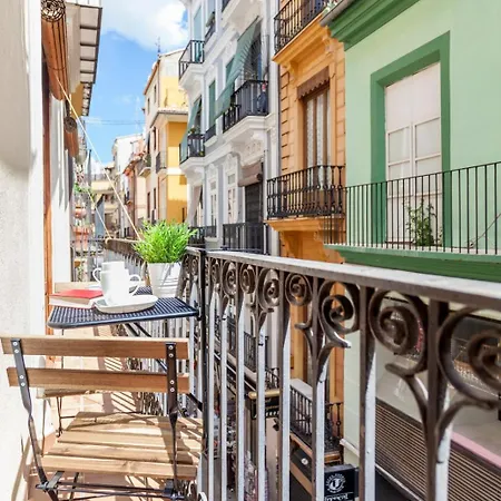 Modern Flat By Mercado In Ciutat Vella Апартаменты *