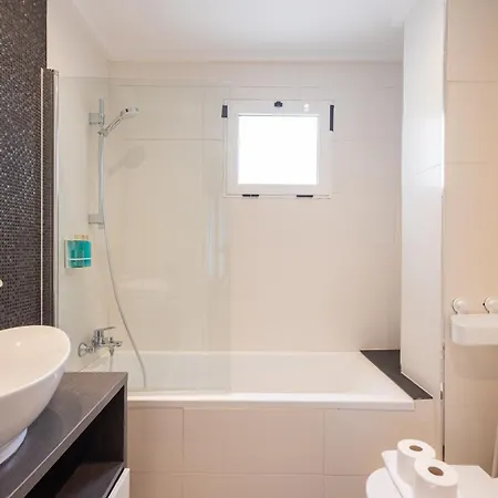 Apartamento Florit Flats - Stylish 2 Bedroom Ac Wifi Terrace Attic In Center