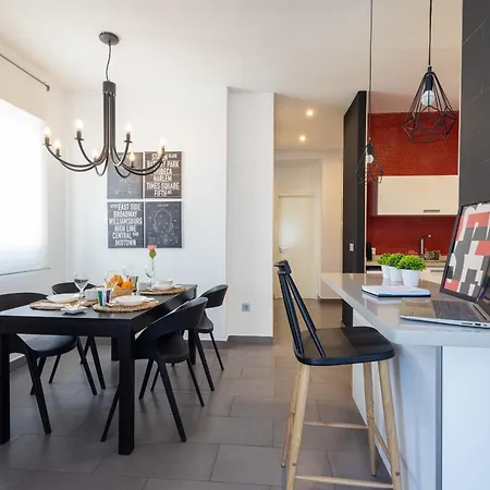 Apartamento Florit Flats - Stylish 2 Bedroom Ac Wifi Terrace Attic In Center *