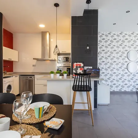 Apartamento Florit Flats - Stylish 2 Bedroom Ac Wifi Terrace Attic In Center