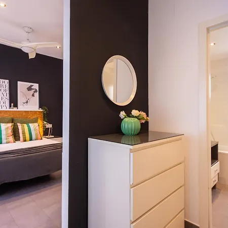 Apartment Florit Flats - Stylish 2 Bedroom Ac Wifi Terrace Attic In Center Valencia