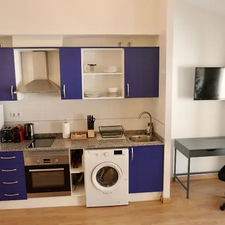 Hosted By Gracie * Valencia