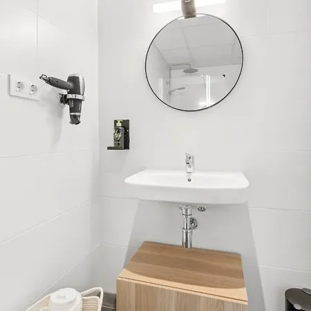 Limehome Calle De Cadiz Appartamento