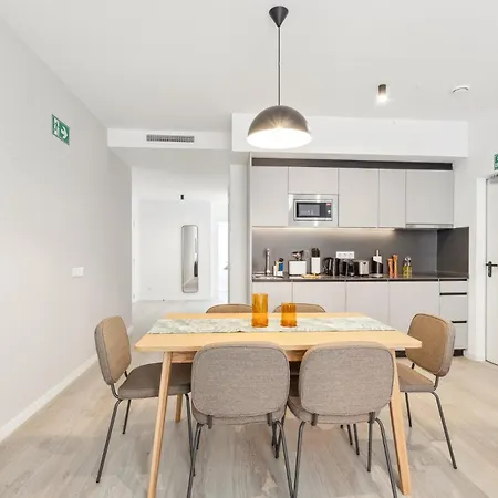 דירה Limehome Calle De Cadiz