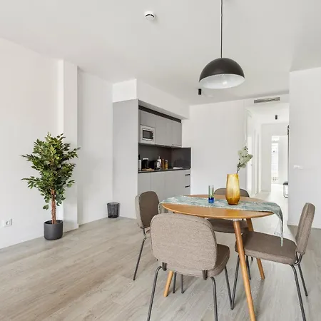 Limehome Calle De Cadiz * Valencia