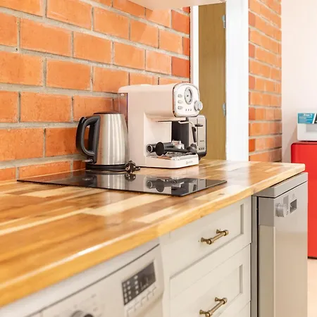 Grand Villa Valencia - 8 min to Center by Metro