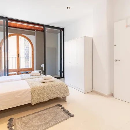Grand Villa Valencia - 8 min to Center by Metro Apartamento