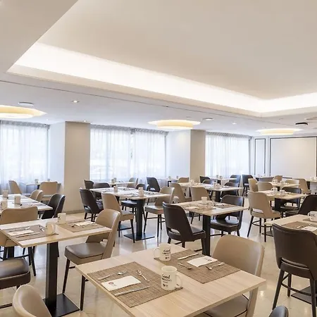 Hotel Exe Rey Don Jaime Walencja