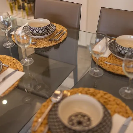 Florit Flats - Center Modern 1br 2bth Terrace Wi-fi Ac Lägenhet *
