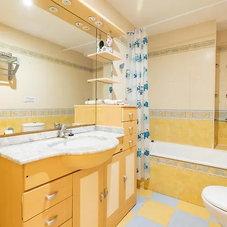 Penthouse Duplex In A 4 Floors Spanish House -8 Min To Center By Metro Апартаменты Валенсия