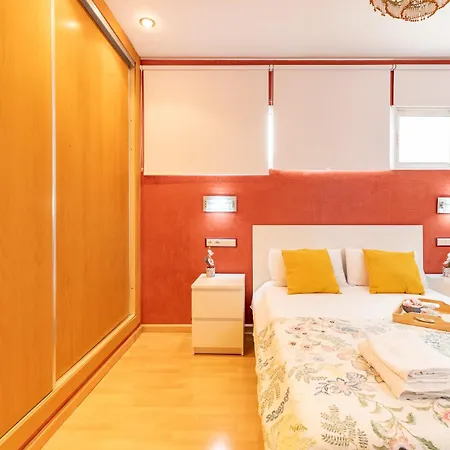 Apartment Penthouse Duplex In A 4 Floors Spanish House -8 Min To Center By Metro