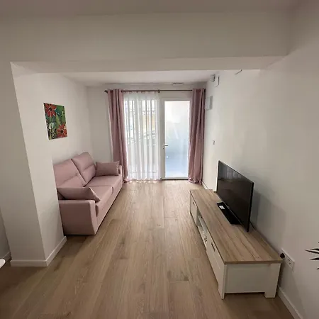 & A Y B Apartman Valencia