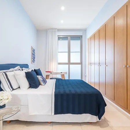 Seaside Modern Flat Apartment