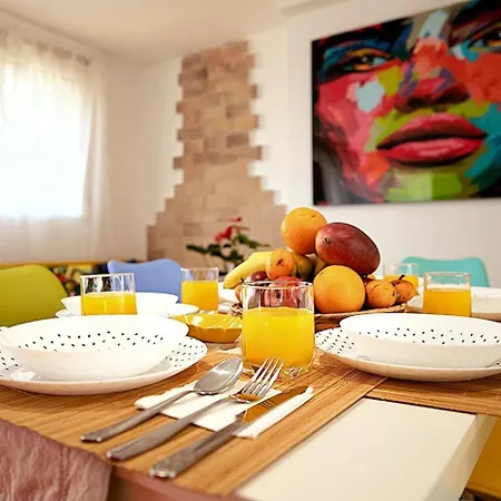 Appartement Penthouse Duplex In A 4 Floors Spanish House -8 Min To Center By Metro *