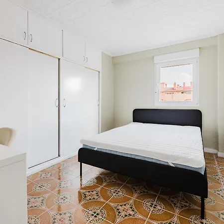 Brand New Close To The Beach And City Centre! Apartment