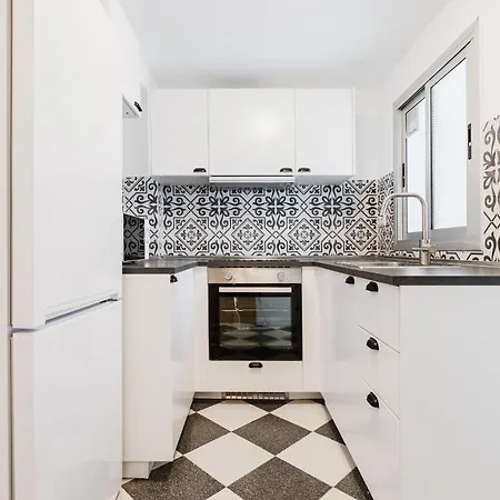 Brand New Close To The Beach And City Centre! Apartment Valencia
