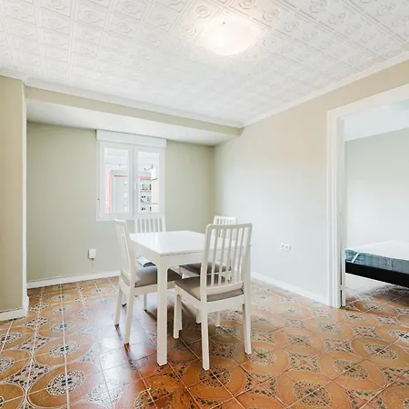 Brand New Close To The Beach And City Centre! Apartment *