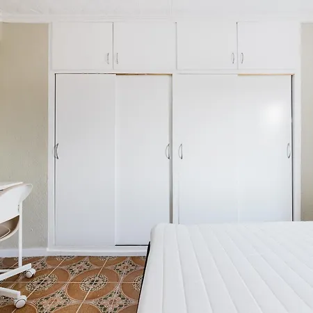 Apartment Brand New Close To The Beach And City Centre! Valencia