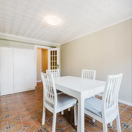 Brand New Close To The Beach And City Centre! Apartment