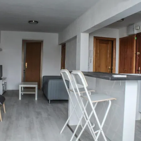 Flat Close To Perfect For Families And Groups - Actor Mauri 18