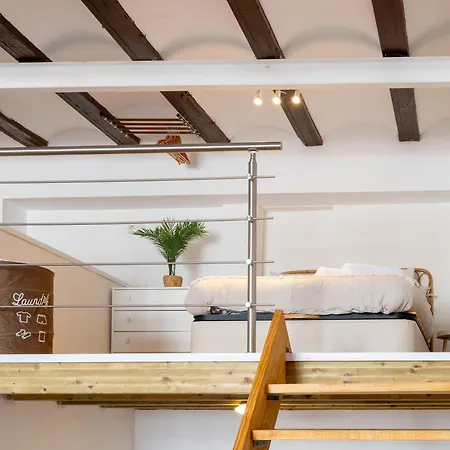 Loft Industrial Doble Altura شقة