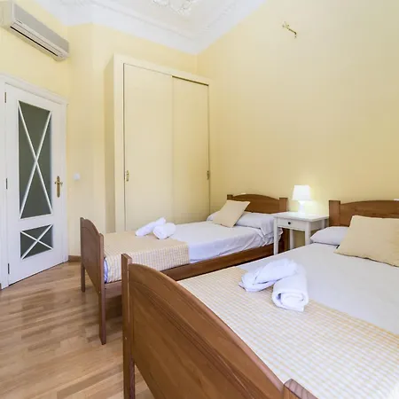 My Loft 4 Gran Via فالنسيا