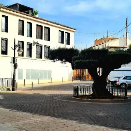 Penthouse Duplex In A 4 Floors Spanish House -8 Min To Center By Metro