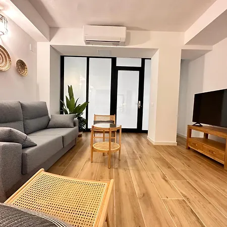 & Ayora 瓦伦西亚