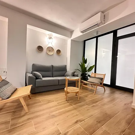 & Ayora Apartment *