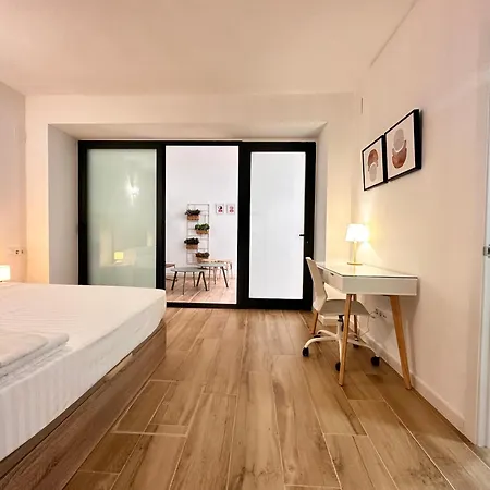 & Ayora Apartment *