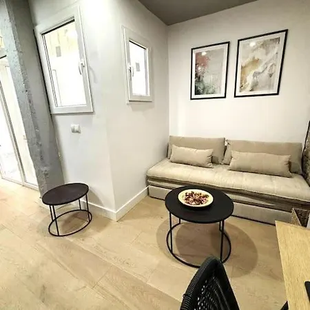 Mistral Apartman *