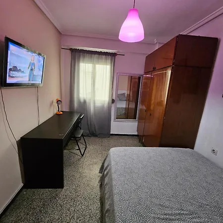 Homestay Avenidadelaplata Valencia