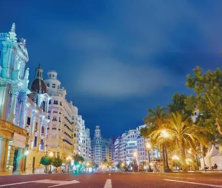 Apartamento En Pleno Centro * Valencia