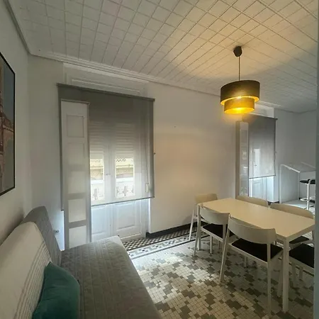 Apartamento En Pleno Centro Apartment *