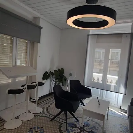 Apartamento En Pleno Centro Апартаменты *