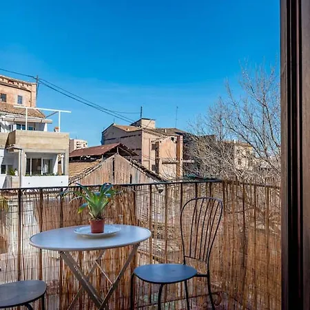 Invalencia - Na Jordana Flat Turia Park Gardens * Valencia
