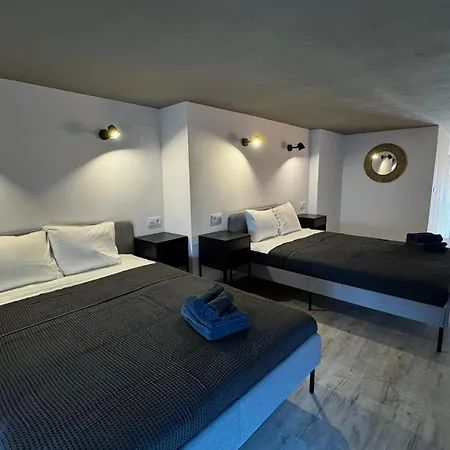 Melia Y Fuster 23c Aparthotel