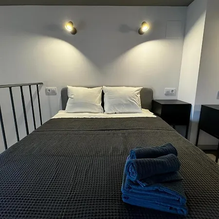 Aparthotel Melia Y Fuster 23c 4*