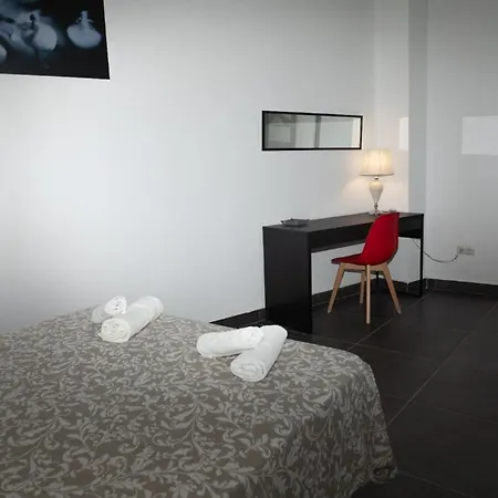 Flats Puente Ademuz De 3 Apartmán