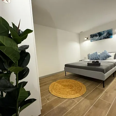 شقة فندقية Cervero 24a 4*