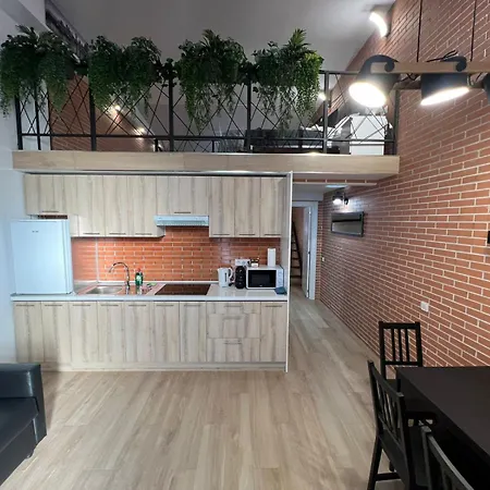 Cervero 24a Apartahotel 4*