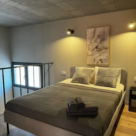 Cervero 24a 公寓式酒店