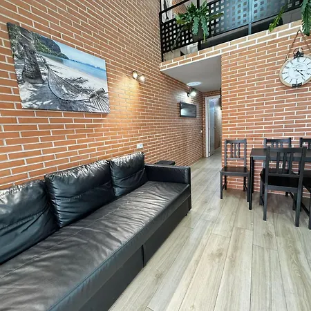 Cervero 24a Apartahotel 4*