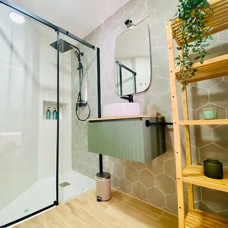 Bajo B - Design & Comfort In Ruzafa Soho ולנסיה