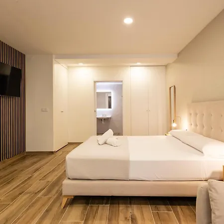 Cortes By Concept Flats Apartment