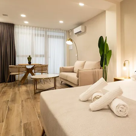 Cortes By Concept Flats Apartment