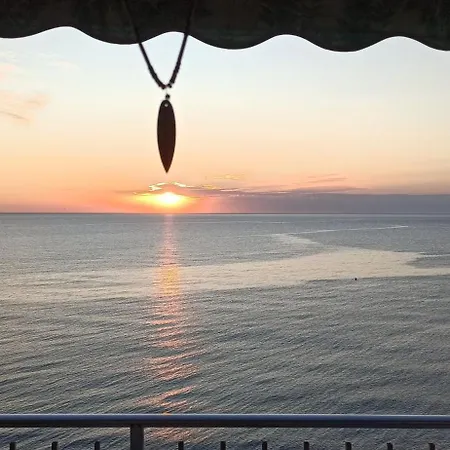 Blue Double Private At Front - En La Playa Piso Compartido * Valensiya