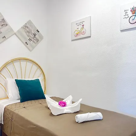 ☆the Peaceful Homestay☆ W/ Terrace⌘parking⌘bbq * Valencia