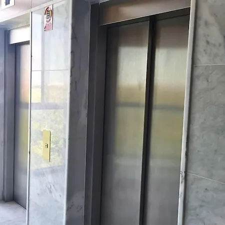 Luxury E-arenas 117 With Terrace In Edificio Arenas アパート *