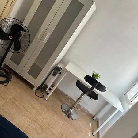 Habitacion Doble En El Centro De Homestay Valencia